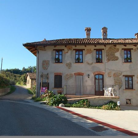 Agriturismo 'D Raine Montelupo Albese Exterior photo