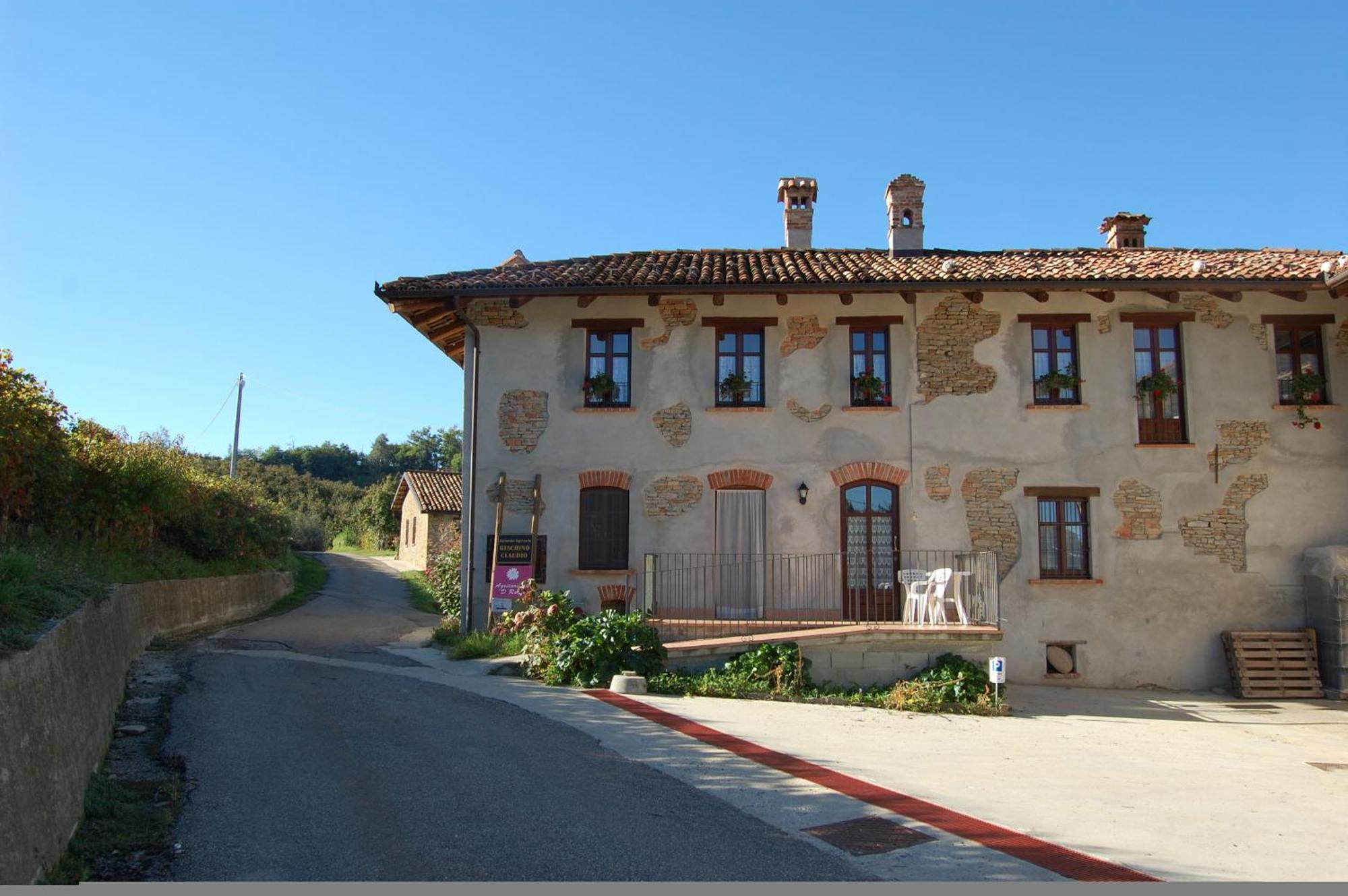 Agriturismo 'D Raine Montelupo Albese Exterior photo